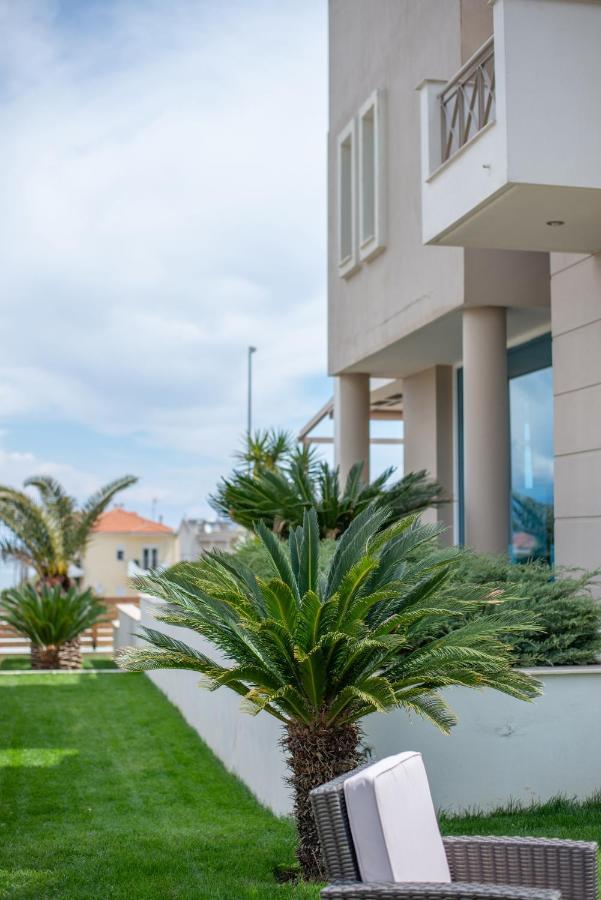 Villa Luminous Nea Iraklitsa Exteriör bild